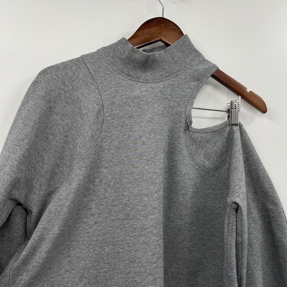 Lululemon Grey Mock Neck Cutout Long Sleeve Sweatshirt‎ Women's Size 12 - Picture 3 of 12